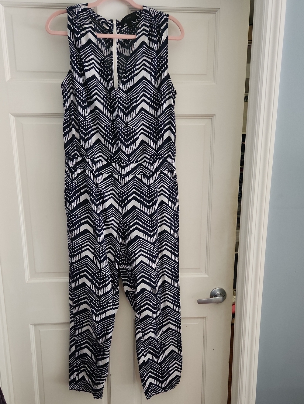 J. Crew Sleeveless Zigzag-Print Jumpsuit in Navy and White Size 6
